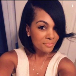 Meet your Posher, Monica